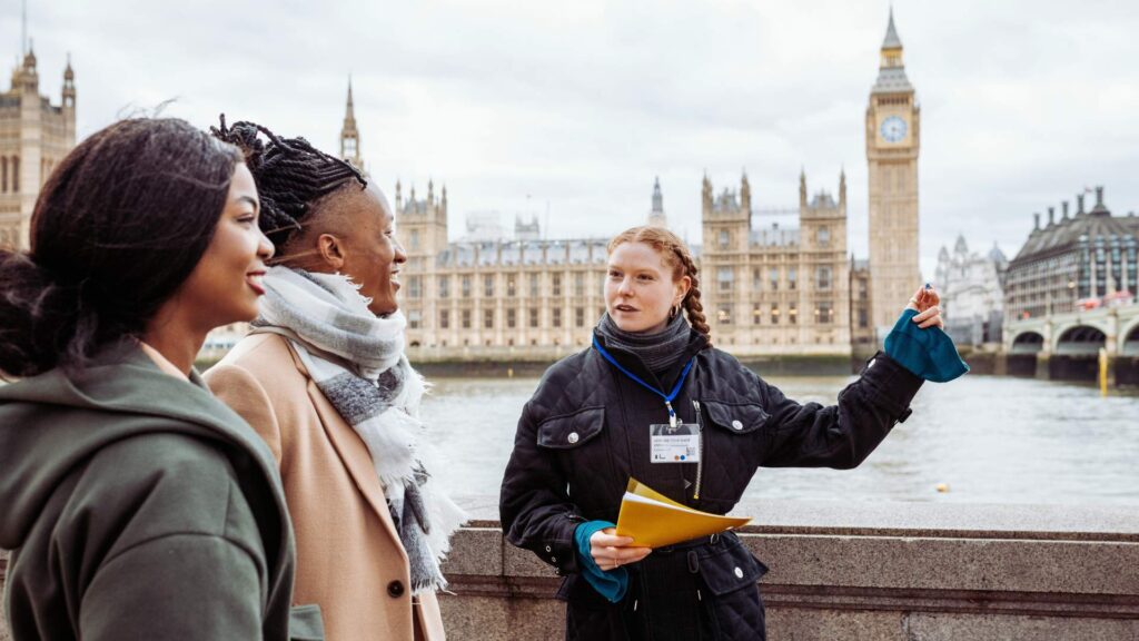 Tour Guide Big Ben Travel Job