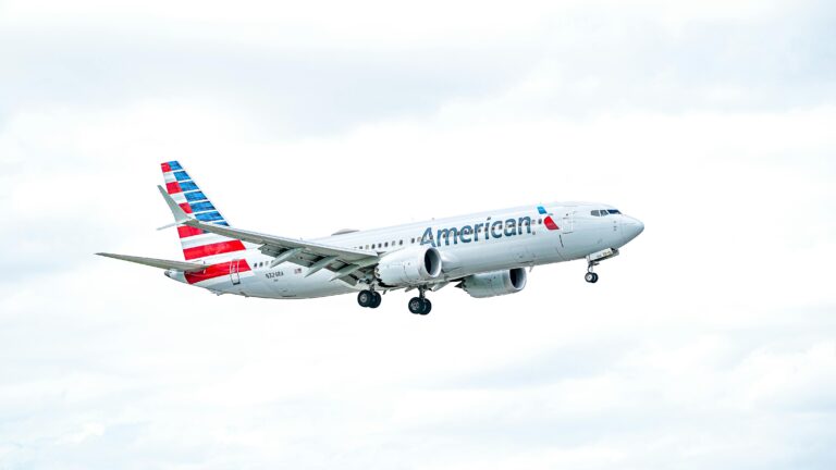 American Airlines Settles Racial Discrimination Lawsuit Over Deplaning Incident