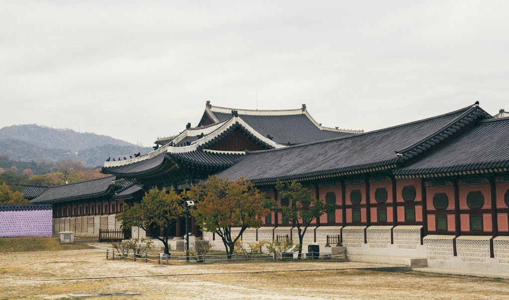 Explore the grandeur of Korean traditional architecture at a historic Seoul palace.